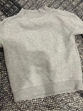 Zella Light Gray Textured Crewneck Sweatshirt